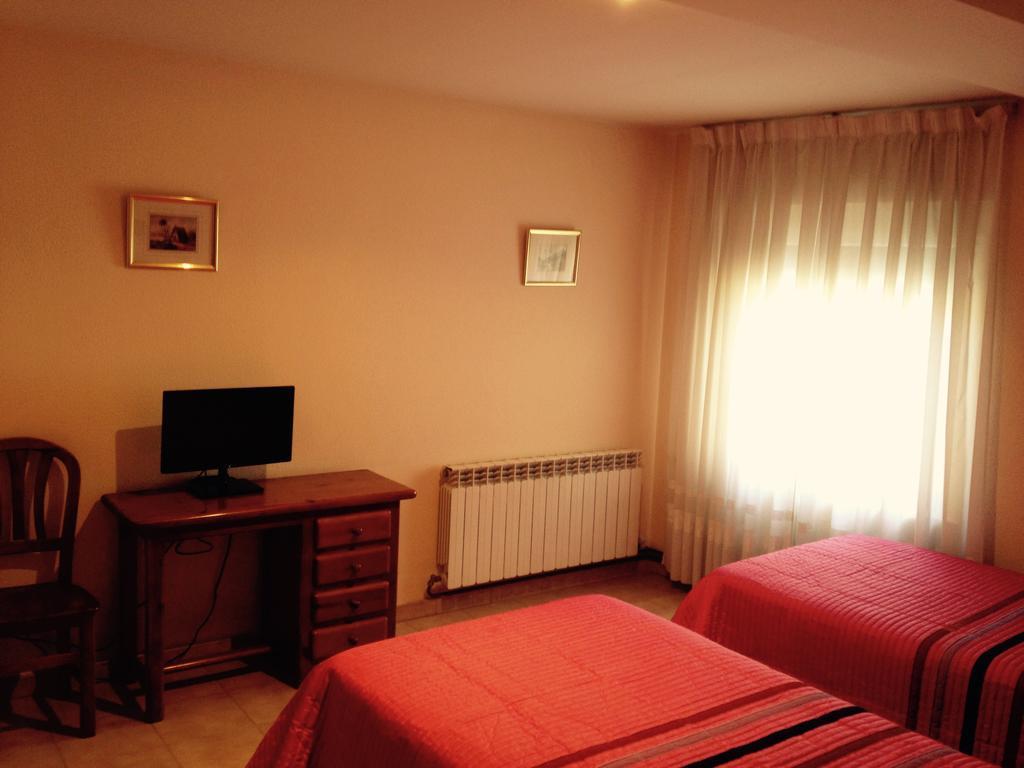 Hostal Nicolas Мединасели Номер фото