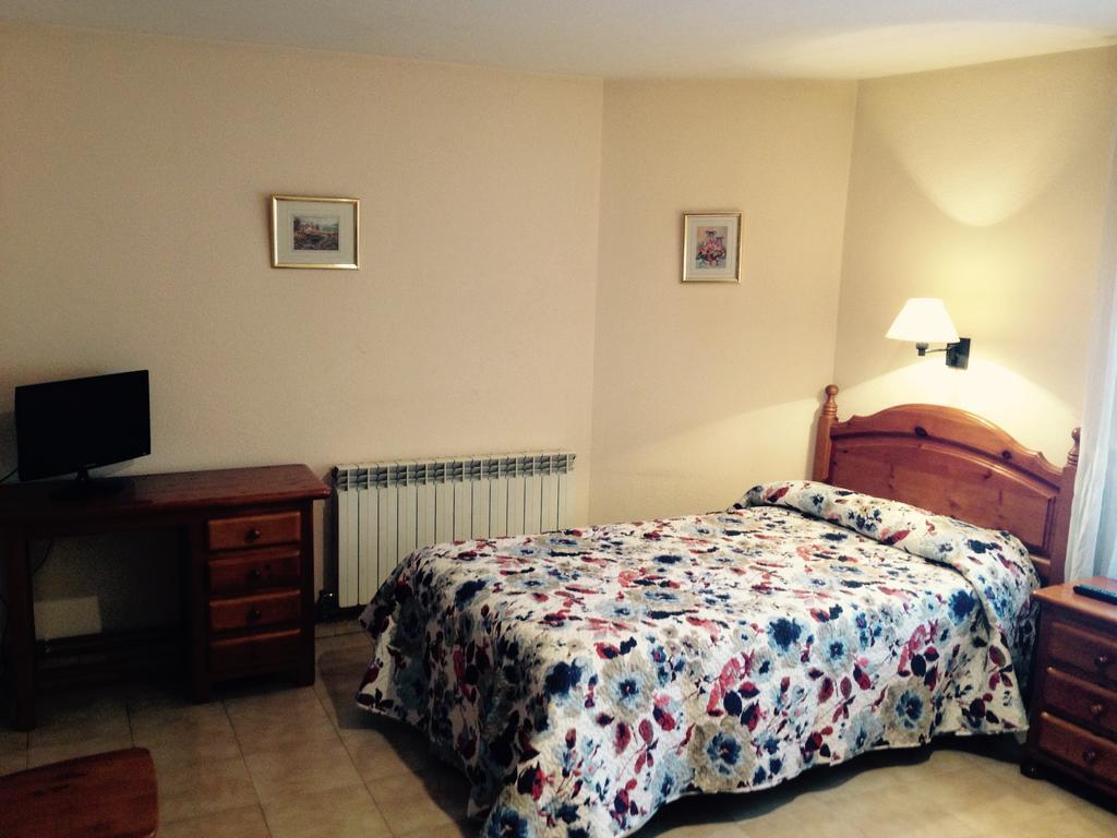 Hostal Nicolas Мединасели Номер фото