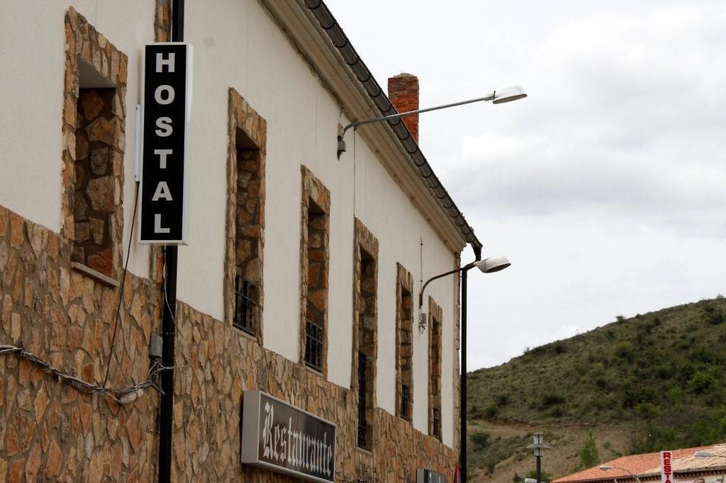 Hostal Nicolas Мединасели Экстерьер фото